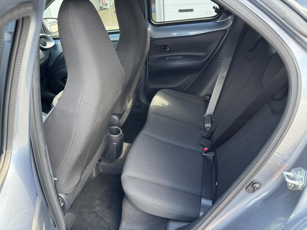 Toyota Aygo X 1.0 VVT-i S-CVT Pulse | Stoelverwarming | Apple CarPlay & Android Auto - Image 12