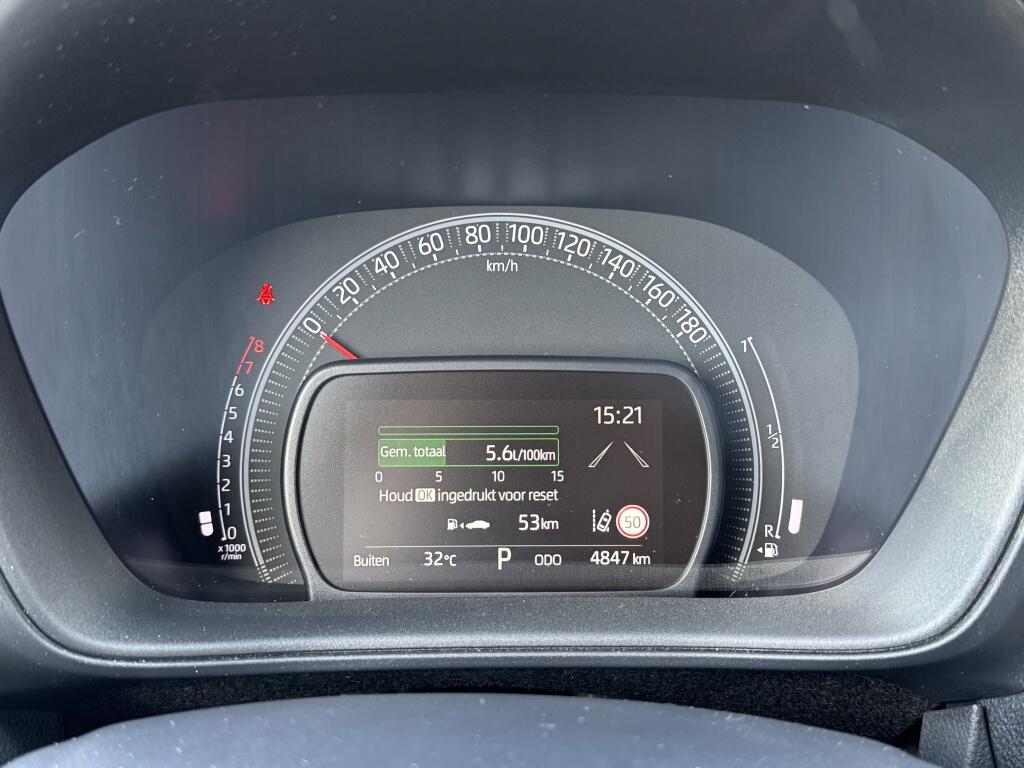 Toyota Aygo X 1.0 VVT-i S-CVT Pulse | Stoelverwarming | Apple CarPlay & Android Auto - Image 17
