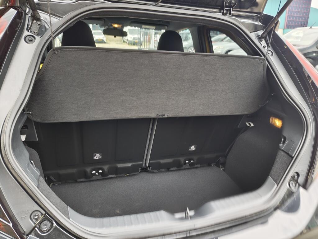 Toyota Aygo X Hybrid 115 GR Sport | Sensoren v/a | Stoelverwarming | El. Inklap. Spiegels | - Image 31
