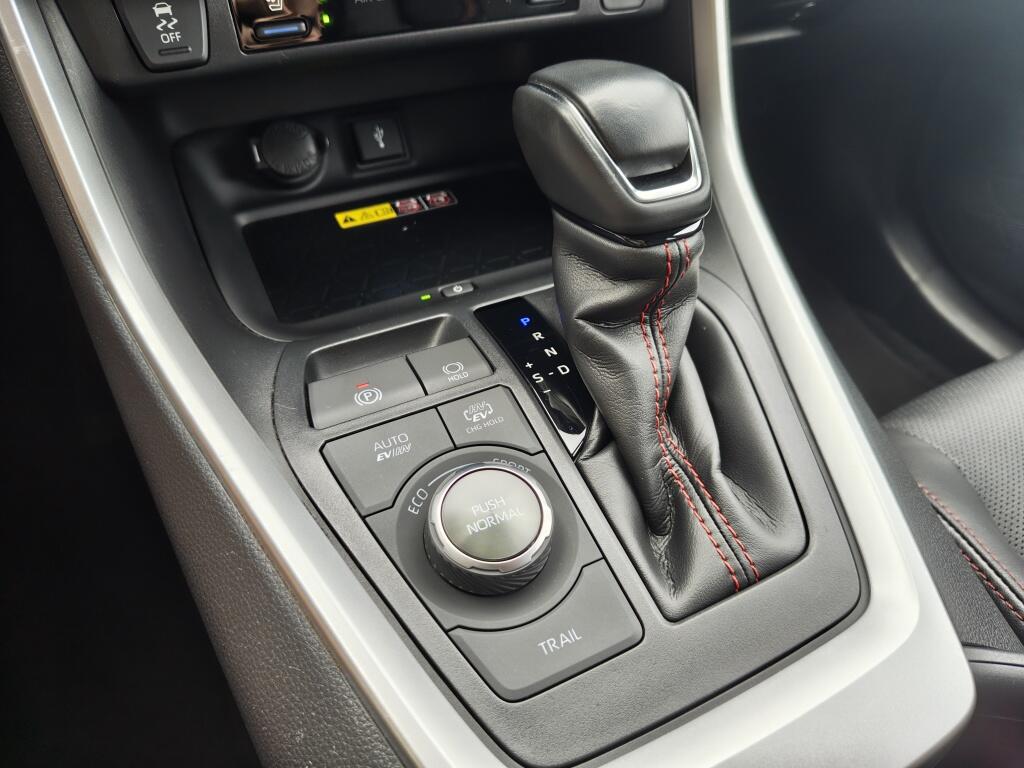 Toyota RAV4 2.5 Plug-in Hybrid Bi-Tone+ | JBL | 360 Cam | Blind Spot | Sensoren - Image 22