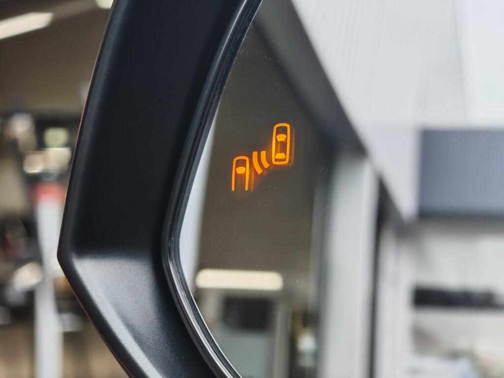 Toyota RAV4 2.5 Plug-in Hybrid Bi-Tone+ | JBL | 360 Cam | Blind Spot | Sensoren - Image 43