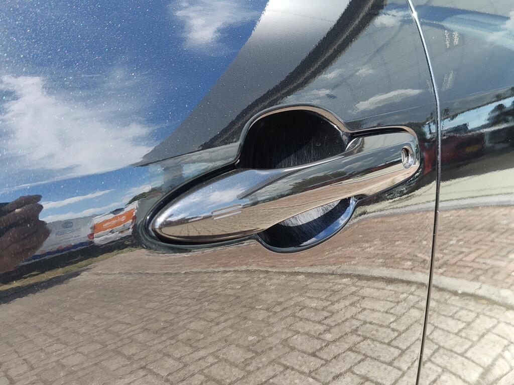 Toyota Yaris Cross 1.5 Hybrid Dynamic | Navi | Head Up Display | El. Achterklep | Keyless Entry - Image 38