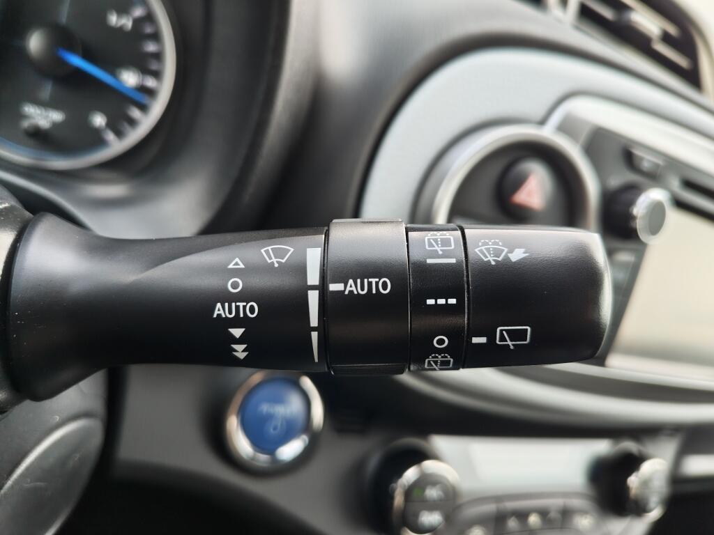 Toyota Yaris 1.5 Hybrid Dynamic | Goed Onderhouden | Navi | Cruise Control | - Image 12