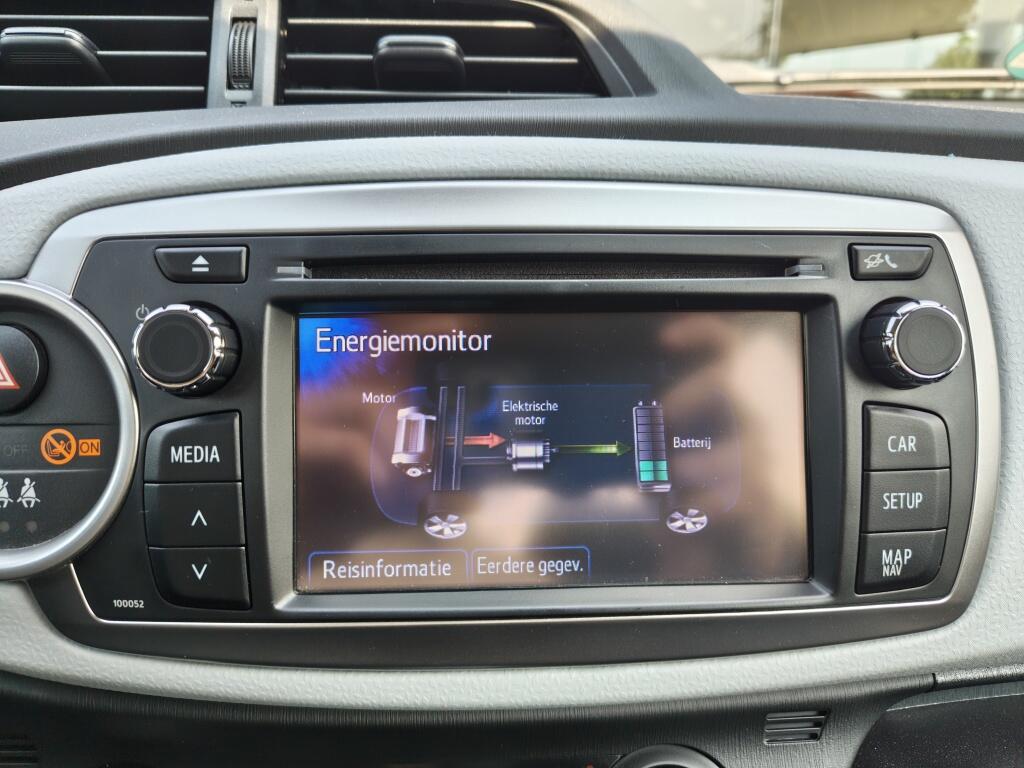 Toyota Yaris 1.5 Hybrid Dynamic | Goed Onderhouden | Navi | Cruise Control | - Image 16