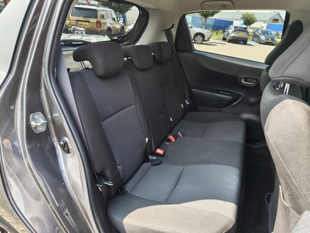 Toyota Yaris 1.5 Hybrid Dynamic | Goed Onderhouden | Navi | Cruise Control | - Image 29