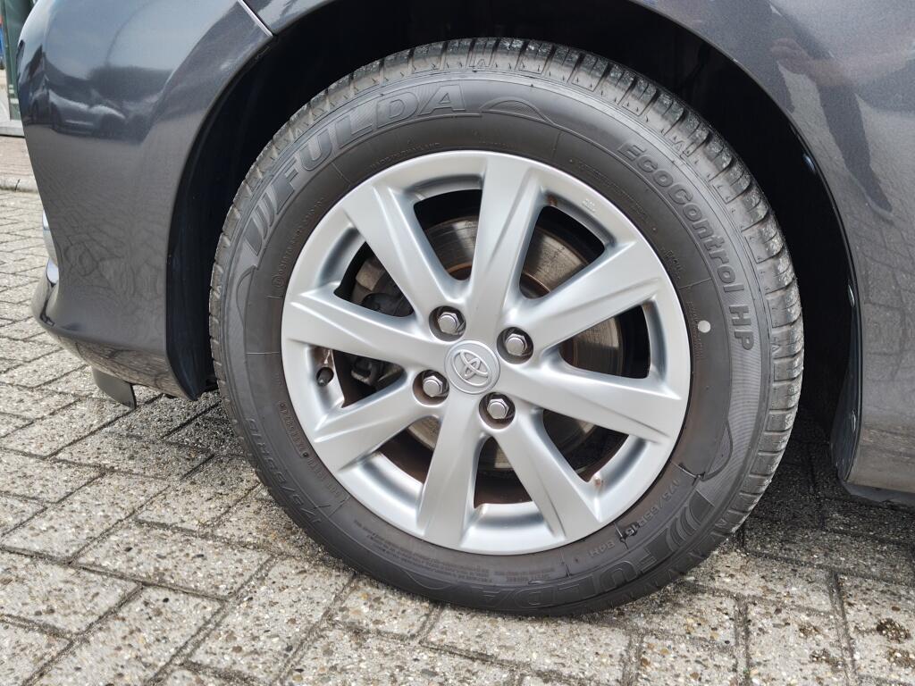 Toyota Yaris 1.5 Hybrid Dynamic | Goed Onderhouden | Navi | Cruise Control | - Image 37