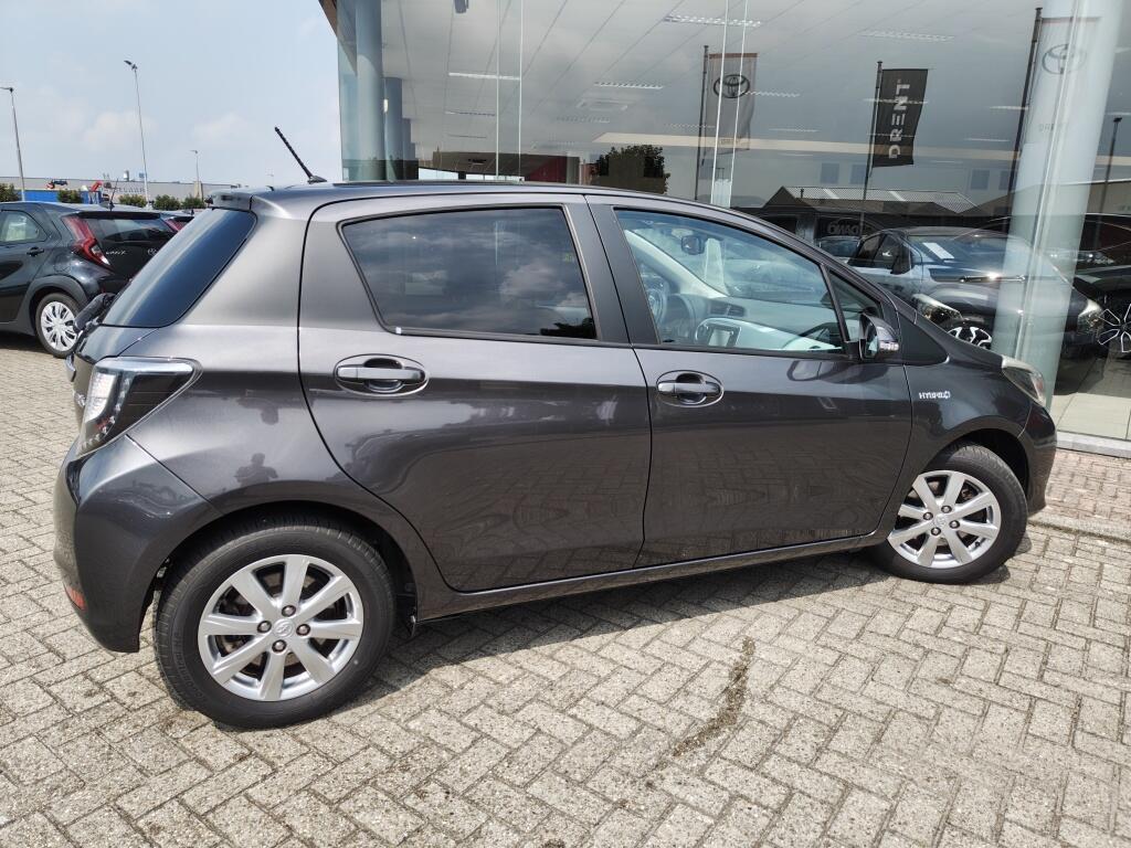 Toyota Yaris 1.5 Hybrid Dynamic | Goed Onderhouden | Navi | Cruise Control | - Image 5