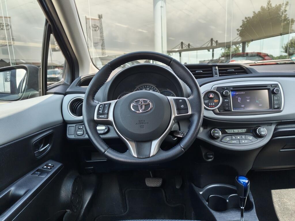Toyota Yaris 1.5 Hybrid Dynamic | Goed Onderhouden | Navi | Cruise Control | - Image 8