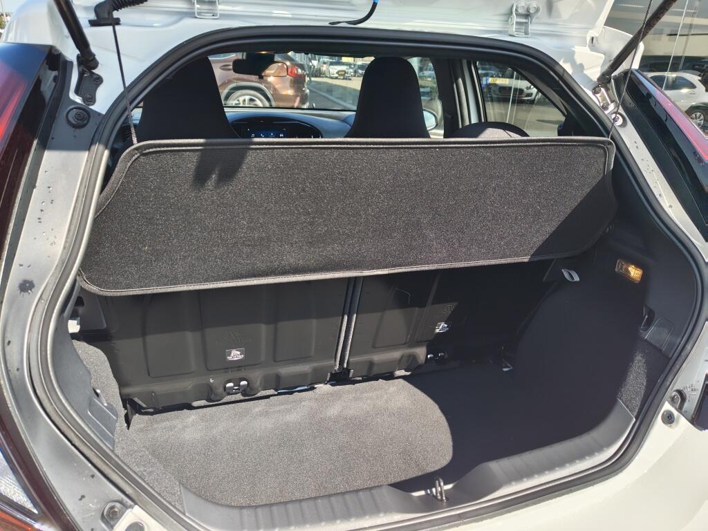 Toyota Aygo X 1.0 VVT-i S-CVT Play | Automaat | Android Auto, Apple Carplay | - Image 28