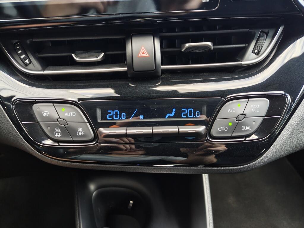 Toyota C-HR 1.8 Hybrid Dynamic | Trekhaak Afneembar | Adaptieve Cruise Control | - Image 21