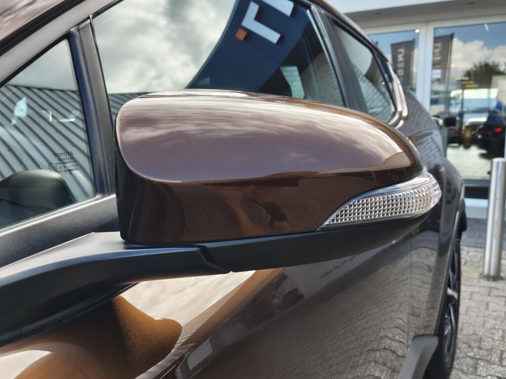 Toyota C-HR 1.8 Hybrid Dynamic | Trekhaak Afneembar | Adaptieve Cruise Control | - Image 36