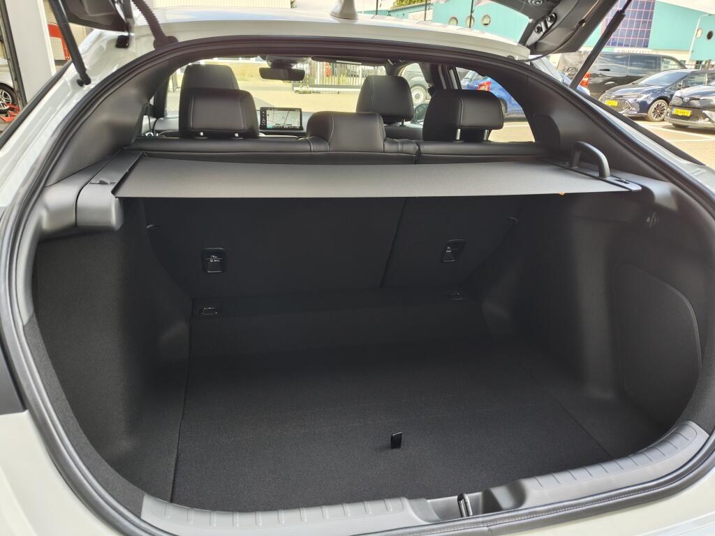 Honda Civic 2.0 e:HEV Advance | Bose | El. Schuifkanteldak | Navi | Stoelverwarming - Image 38