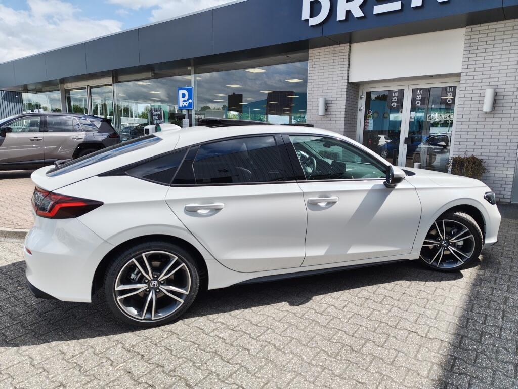 Honda Civic 2.0 e:HEV Advance | Bose | El. Schuifkanteldak | Navi | Stoelverwarming - Image 6