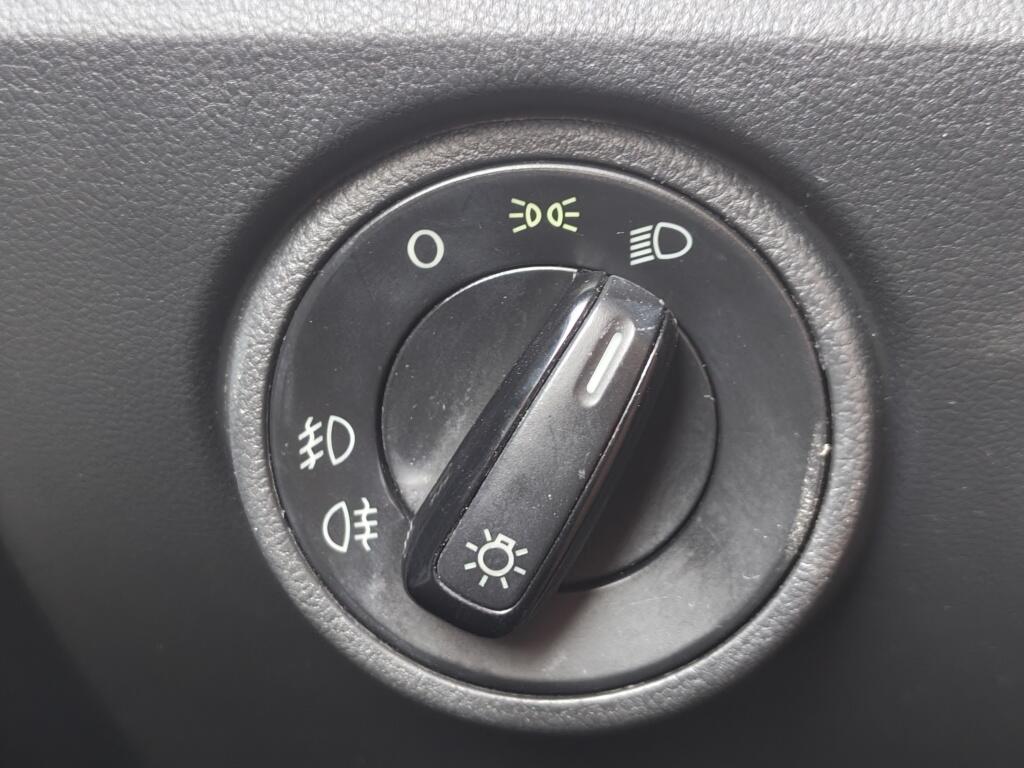 Skoda Citigo 1.0 Greentech Elegance | Airco | Lichtmetaal | El. Raambediening | - Image 16