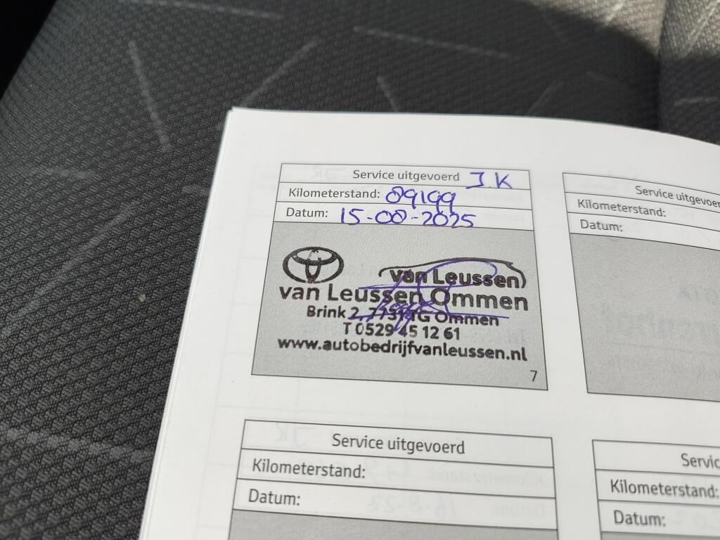 Toyota RAV4 2.5 Hybrid AWD First Edition | 360 Cam | Trekhaak 1650kg Trekgew. | Sensoren | - Image 38