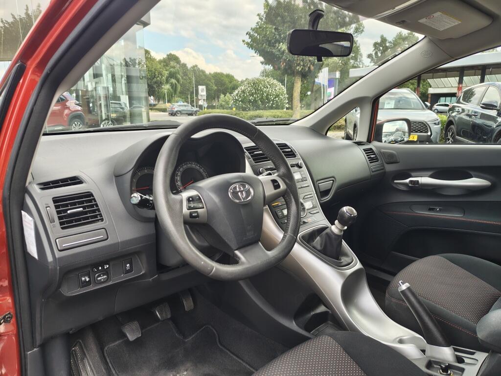 Toyota Auris 1.6 Dynamic | Trekhaak | Airco | Spiegels El. Inklapbaar | - Image 19