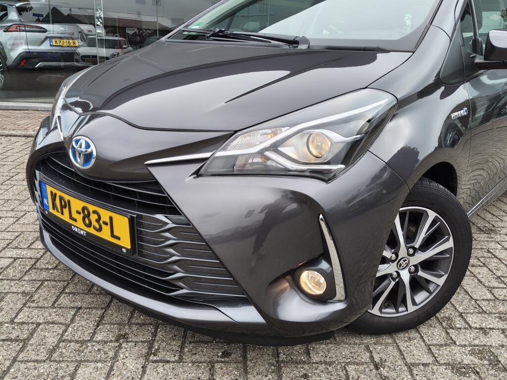 Toyota Yaris 1.5 Hybrid Y20 | Stoelverwarming | Achteruitrijcamera | - Image 2