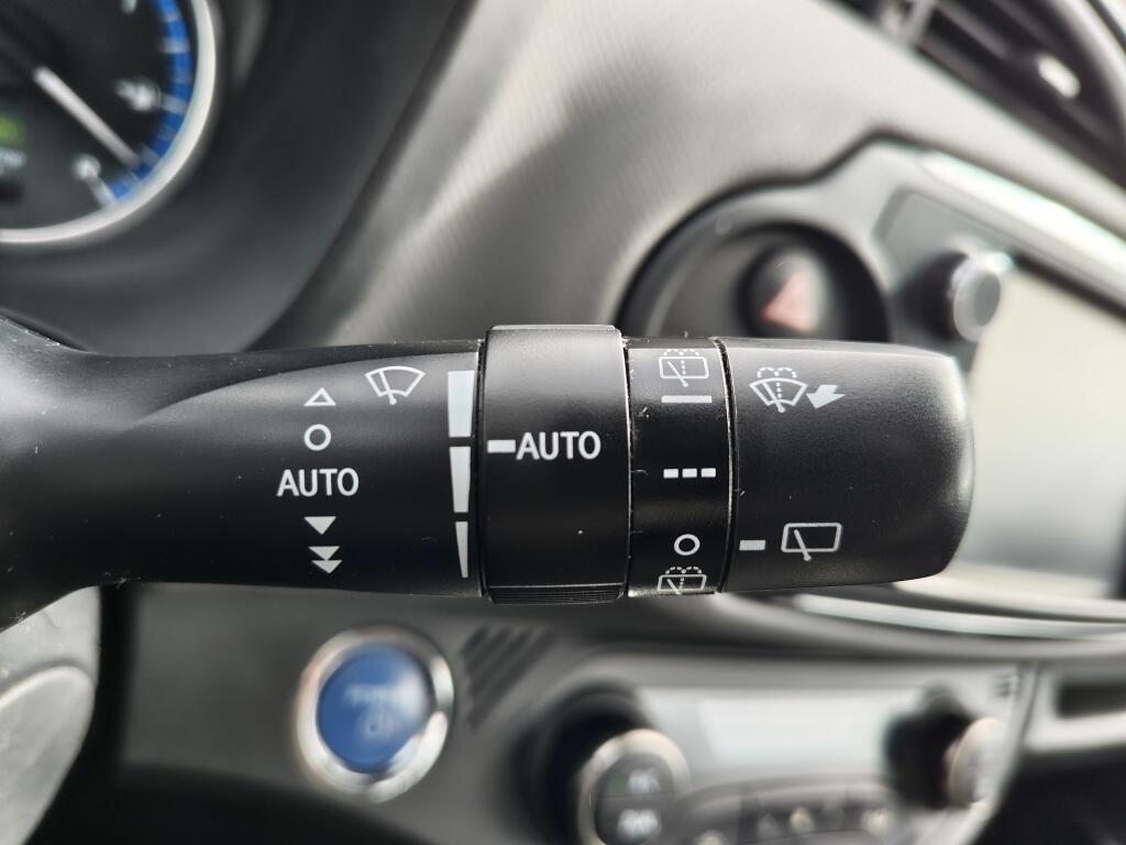 Toyota Yaris 1.5 Hybrid Trend | Leder | Navi | Cruise Control | Goed Onderhouden - Image 12