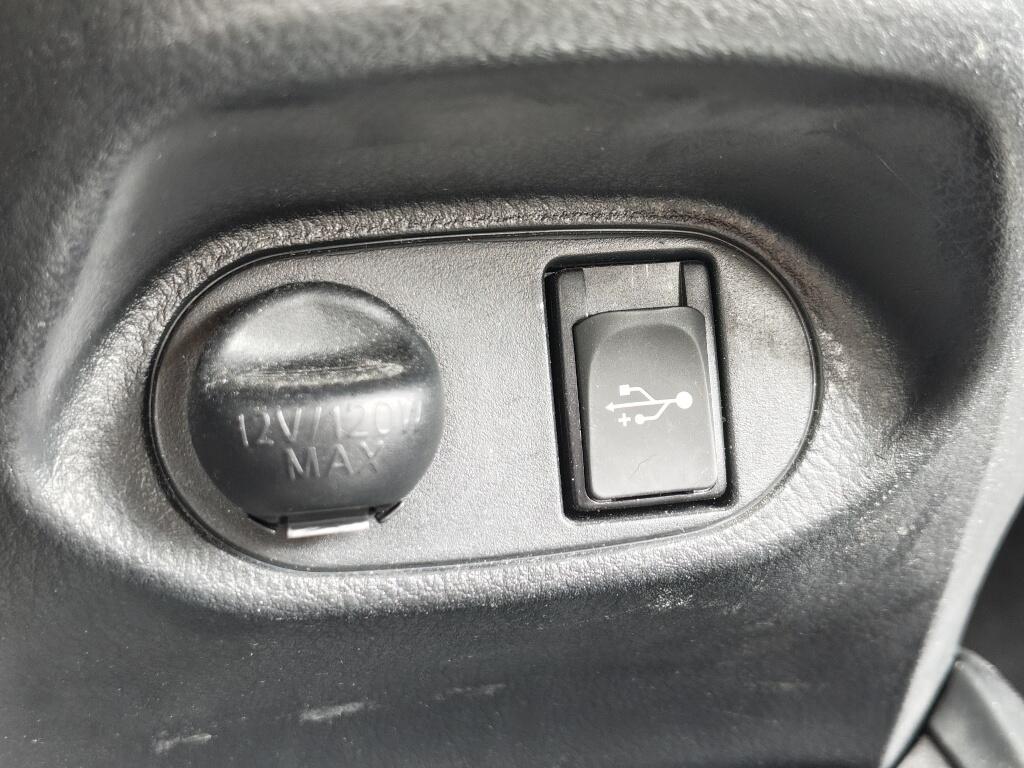 Toyota Yaris 1.5 Hybrid Trend | Leder | Navi | Cruise Control | Goed Onderhouden - Image 18