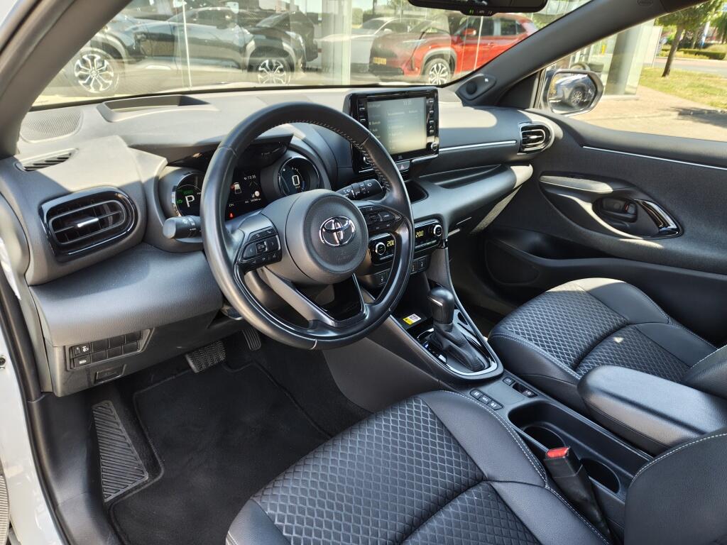 Toyota Yaris 1.5 Hybrid Executive | HUD | JBL | Navi | Sensoren v/a | Blind Spot |Stoelverwarming | - Image 29