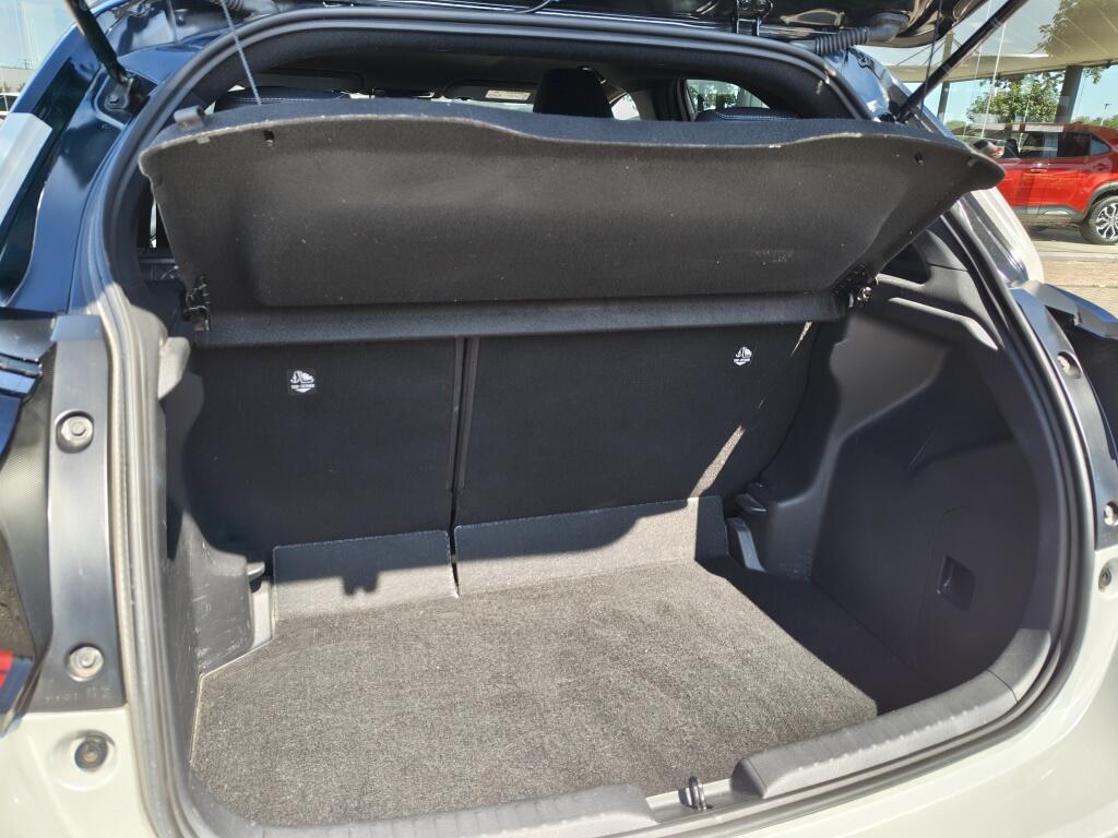 Toyota Yaris 1.5 Hybrid Executive | HUD | JBL | Navi | Sensoren v/a | Blind Spot |Stoelverwarming | - Image 34