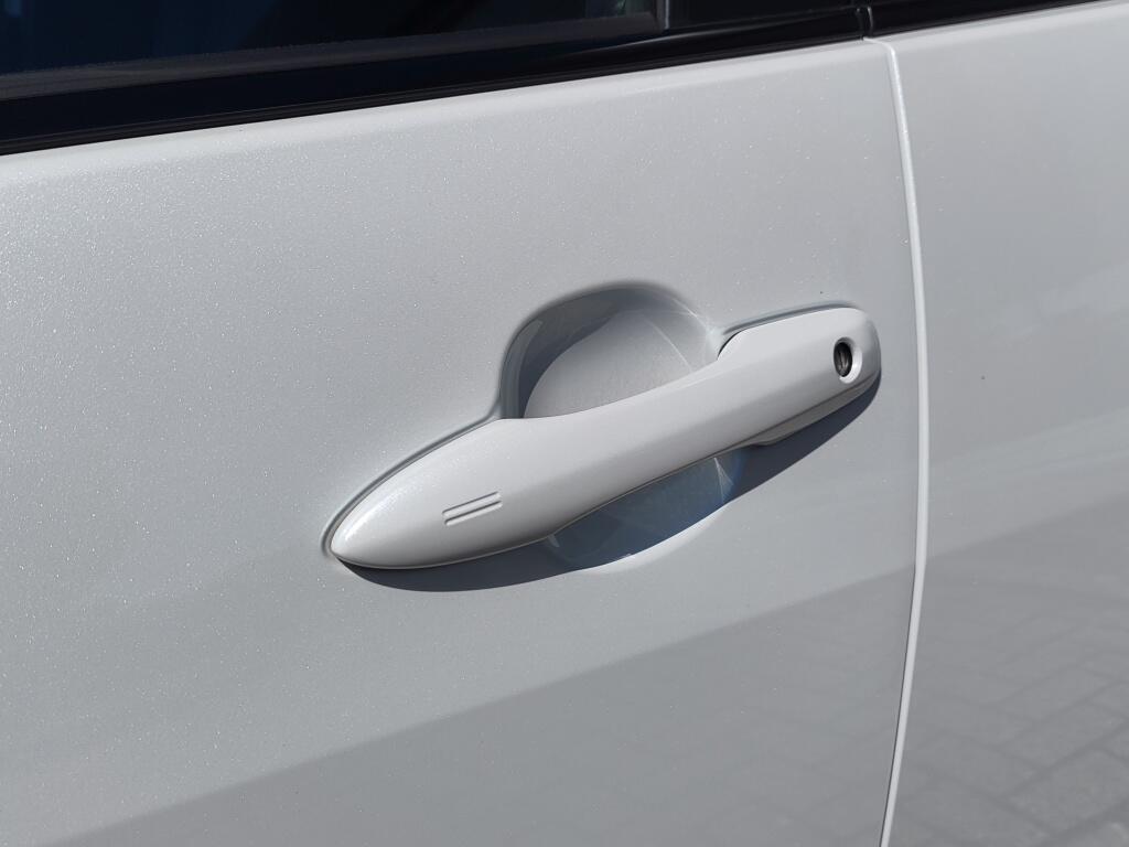 Toyota Yaris 1.5 Hybrid Executive | HUD | JBL | Navi | Sensoren v/a | Blind Spot |Stoelverwarming | - Image 40