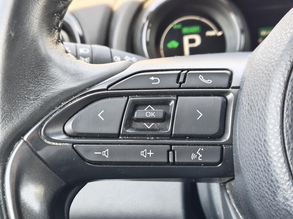 Toyota Yaris 1.5 Hybrid Executive | HUD | JBL | Navi | Sensoren v/a | Blind Spot |Stoelverwarming | - Image 14
