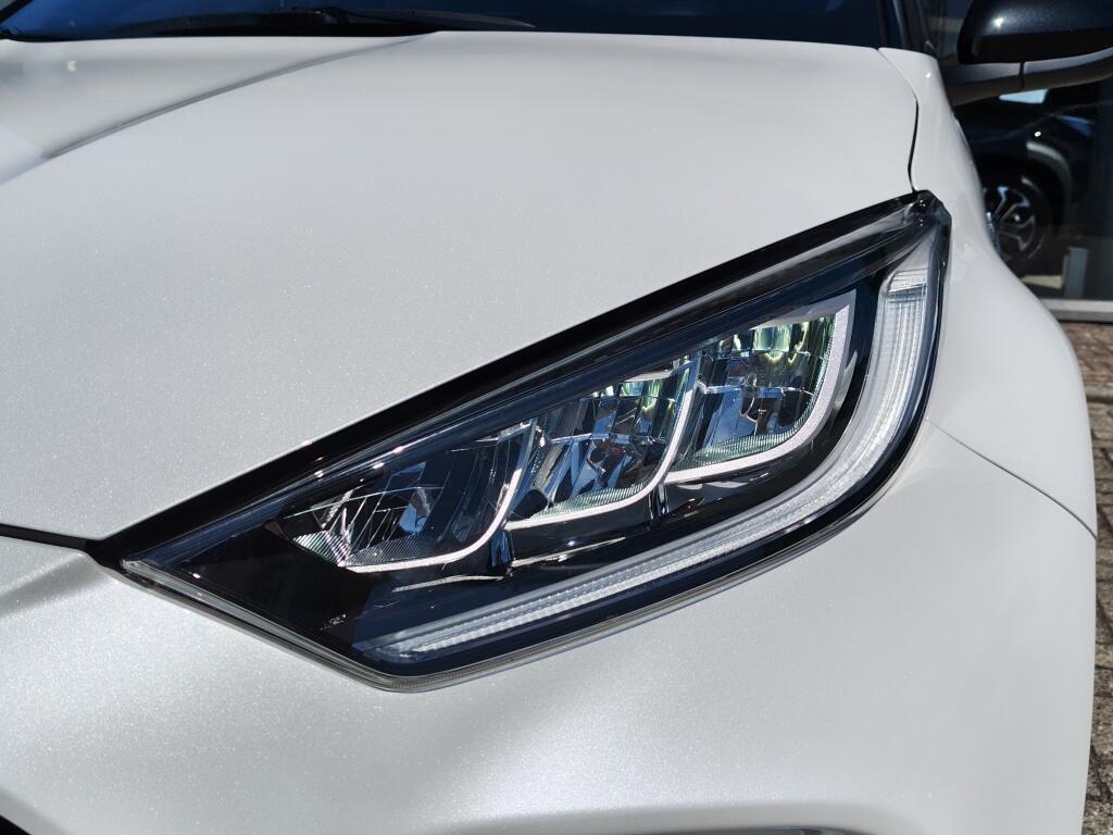 Toyota Yaris 1.5 Hybrid Executive | HUD | JBL | Navi | Sensoren v/a | Blind Spot |Stoelverwarming | - Image 36