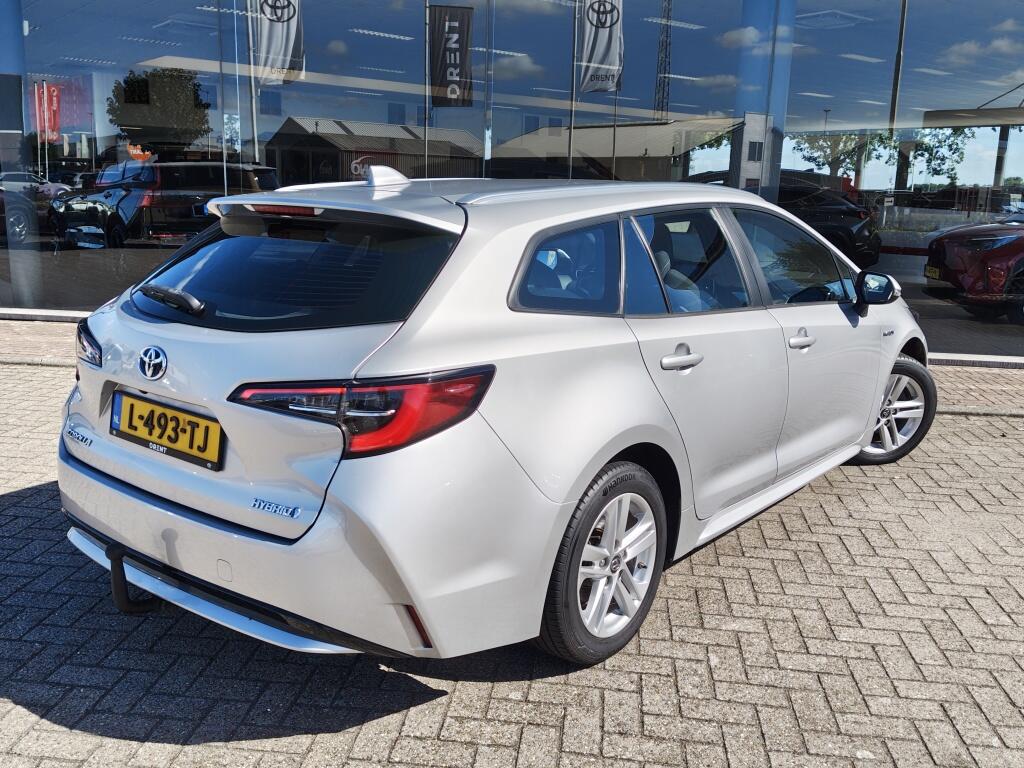 Toyota Corolla Touring Sports 1.8 Hybrid Active | Trekhaak | DAB | Andoroid Auto, Apple Carplay - Image 4