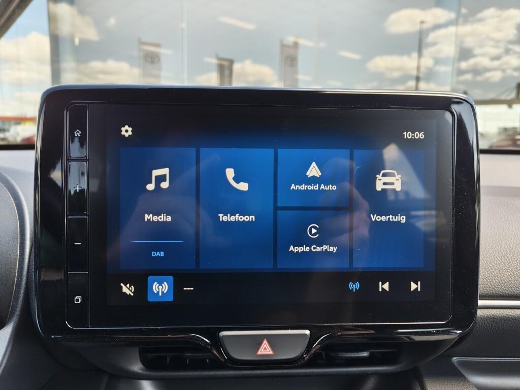 Toyota Yaris 1.5 Hybrid 115 Dynamic | Sensoren v/a | Stuur & Stoelverwarming - Image 15