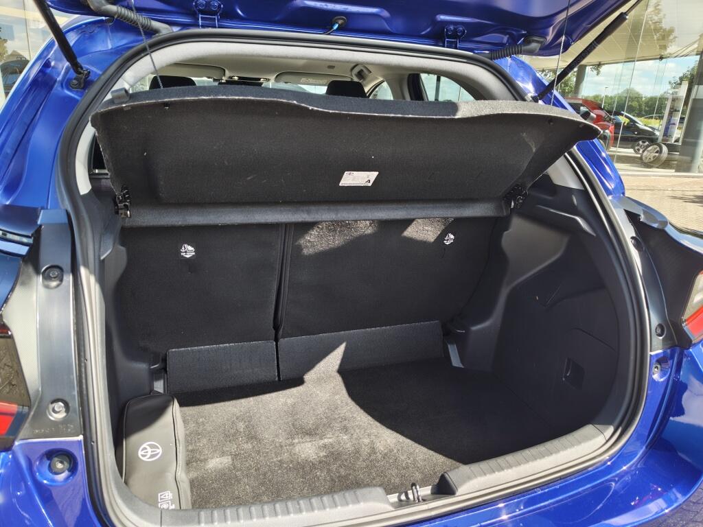 Toyota Yaris 1.5 Hybrid 115 Dynamic | Sensoren v/a | Stuur & Stoelverwarming - Image 32
