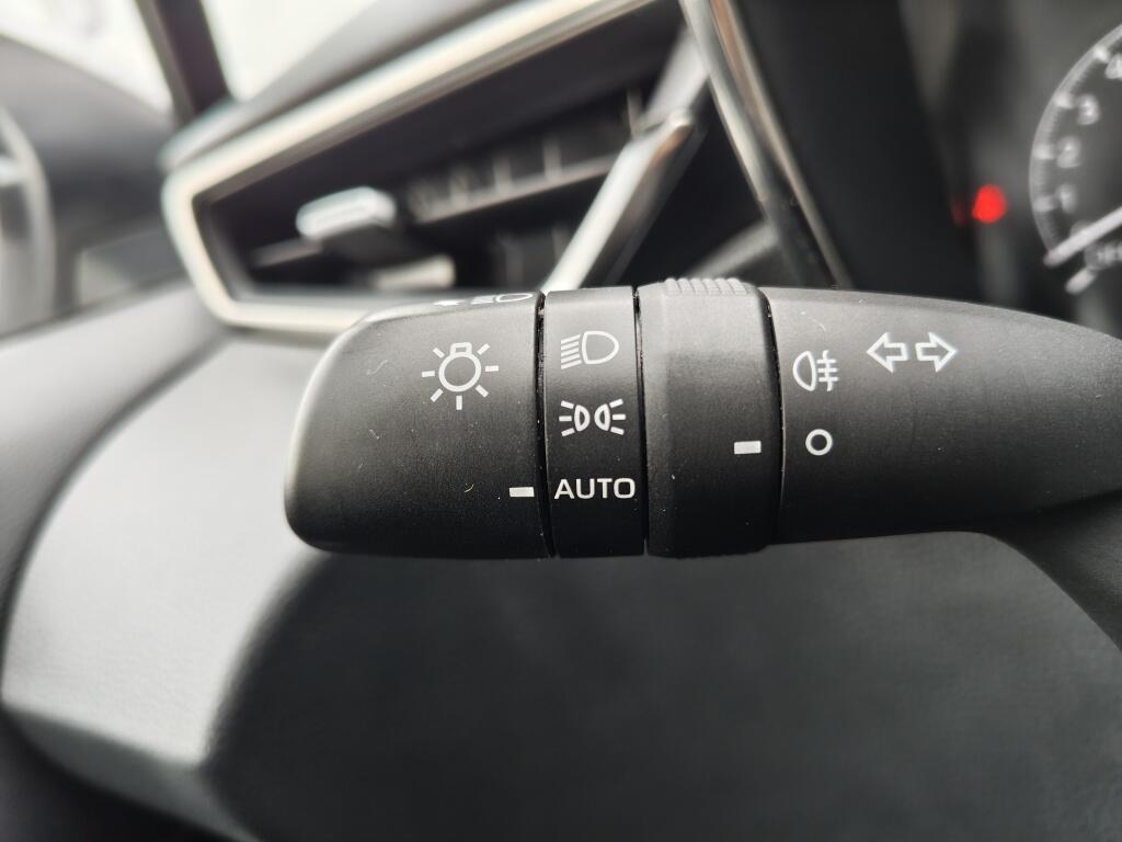 Toyota Corolla Touring Sports 1.8 Hybrid Business | Trekhaak | Android Auto, Apple Carplay | - Image 12