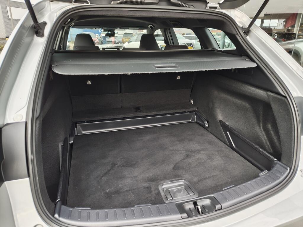 Toyota Corolla Touring Sports 1.8 Hybrid Business | Trekhaak | Android Auto, Apple Carplay | - Image 30