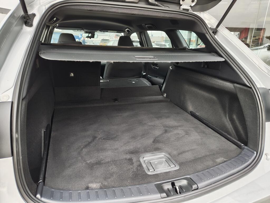 Toyota Corolla Touring Sports 1.8 Hybrid Business | Trekhaak | Android Auto, Apple Carplay | - Image 31