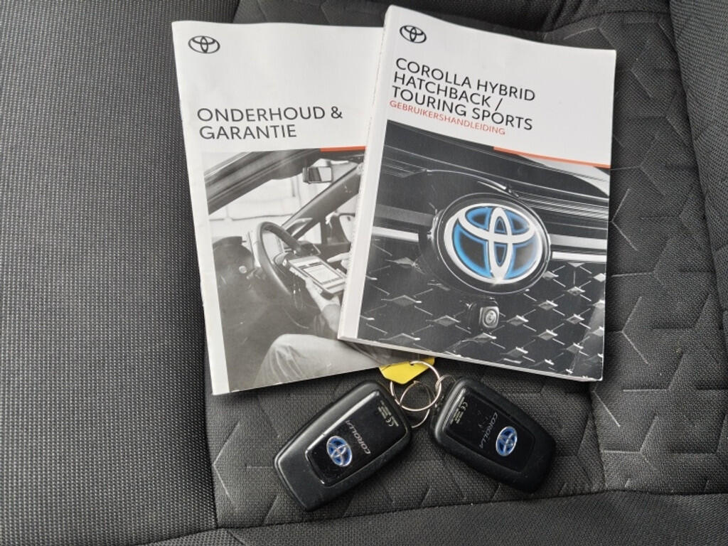 Toyota Corolla Touring Sports 1.8 Hybrid Business | Trekhaak | Android Auto, Apple Carplay | - Image 36