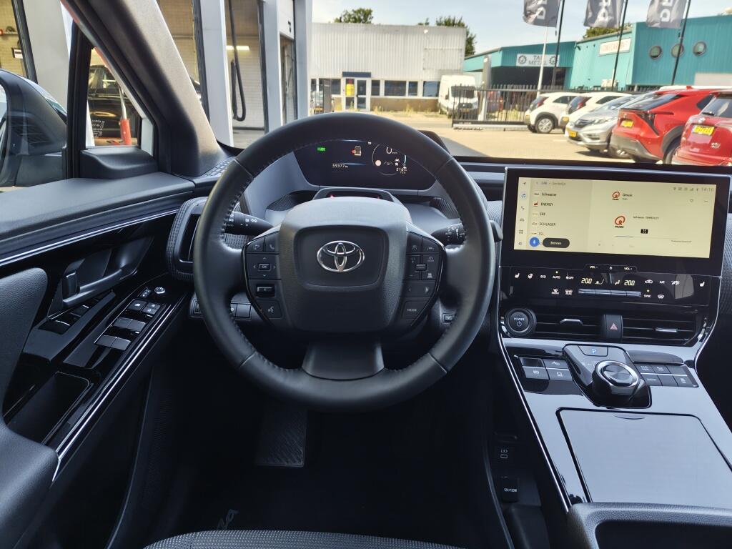 Toyota bZ4X Dynamic 71 kWh | 360 Camera | Sensoren v/a | El. Achterklep | Stoelverwarming - Image 8