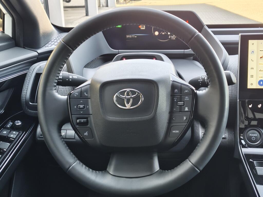 Toyota bZ4X Dynamic 71 kWh | 360 Camera | Sensoren v/a | El. Achterklep | Stoelverwarming - Image 9
