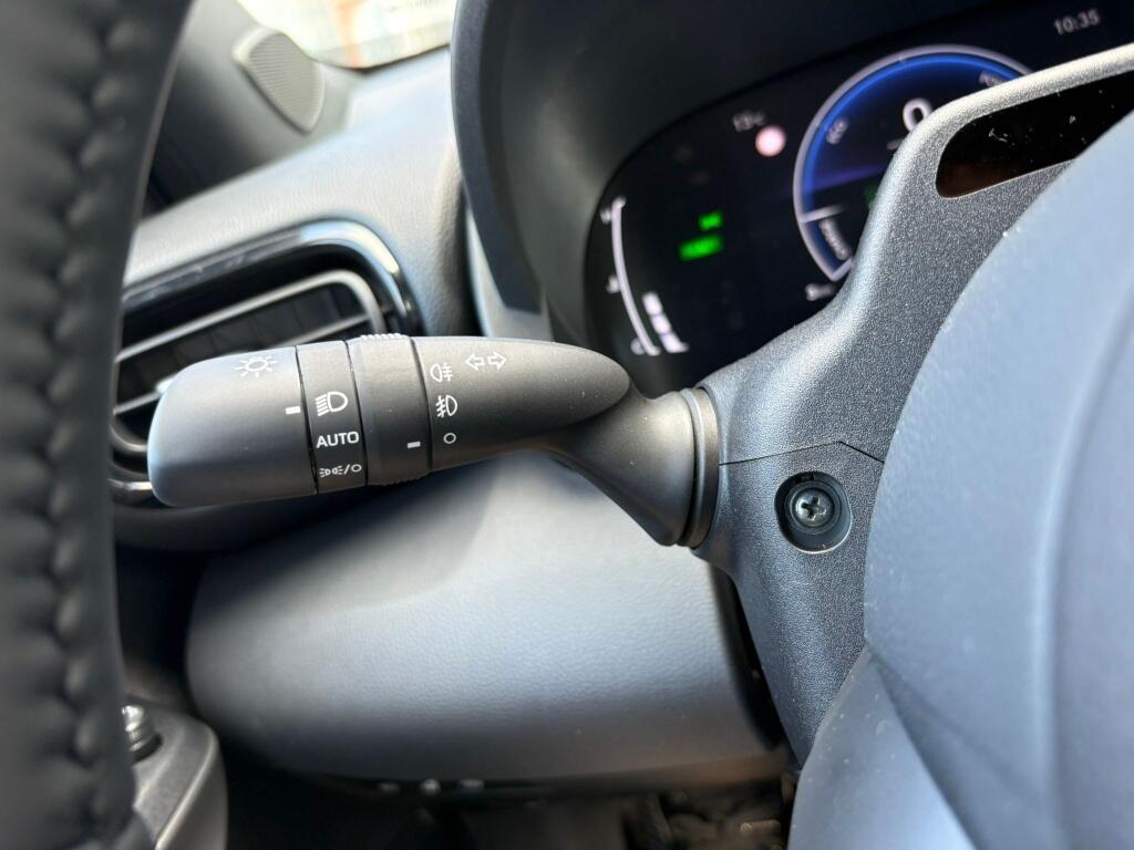 Toyota Yaris Cross 1.5 Hybrid 130 Dynamic | Comfort Pack | Sensoren v/a | Stoelverw - Image 10