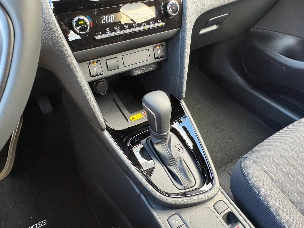 Toyota Yaris Cross 1.5 Hybrid 130 Dynamic | Comfort Pack | Sensoren v/a | Stoelverw - Image 21