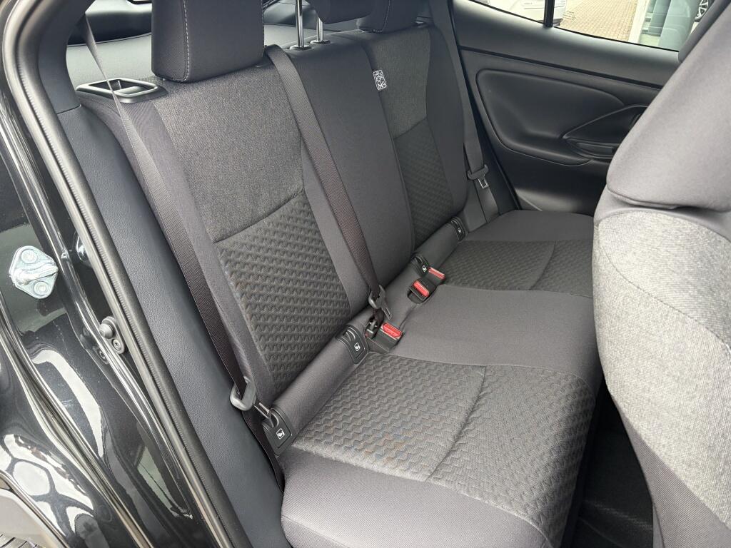 Toyota Yaris Cross 1.5 Hybrid 130 Dynamic | Comfort Pack | Sensoren v/a | Stoelverw - Image 30