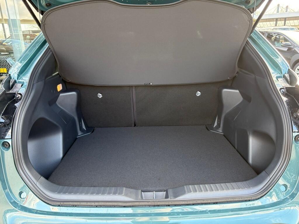 Toyota Yaris Cross 1.5 Hybrid 130 Dynamic | Comfort Pack | Sensoren v/a | Stoelverw - Image 31