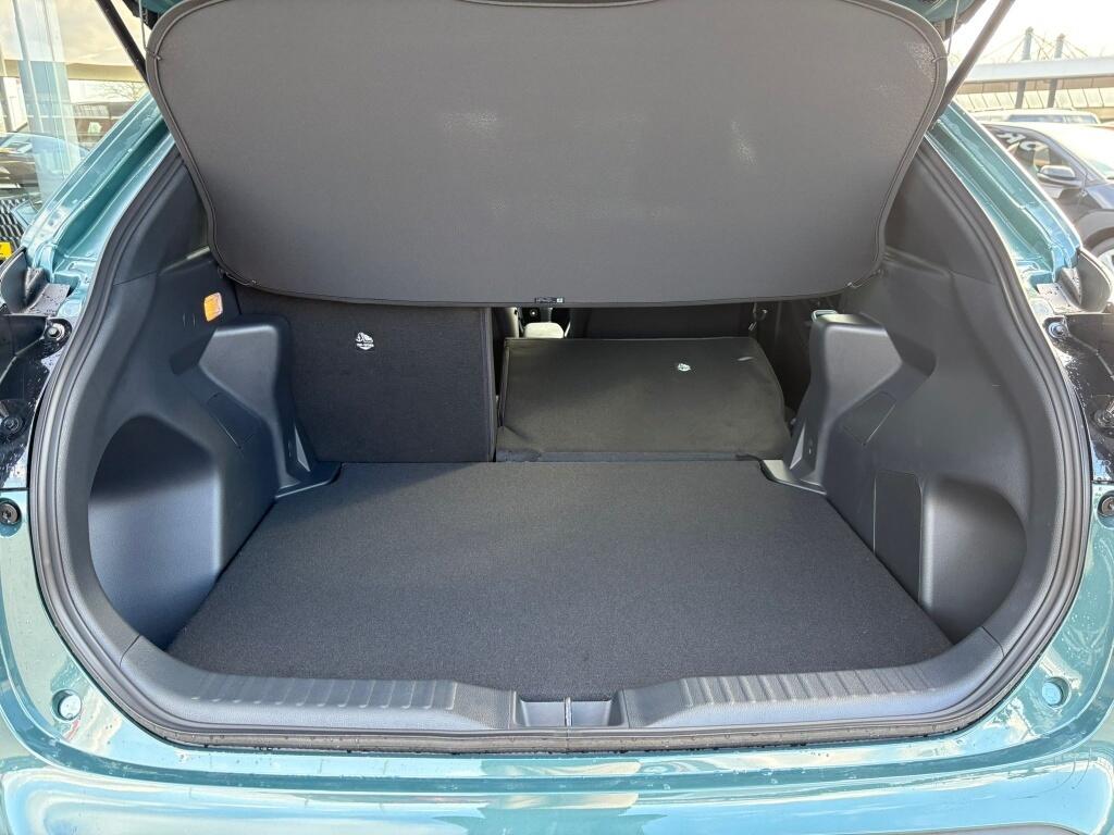 Toyota Yaris Cross 1.5 Hybrid 130 Dynamic | Comfort Pack | Sensoren v/a | Stoelverw - Image 32