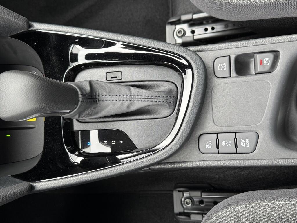 Toyota Yaris Cross 1.5 Hybrid 130 Dynamic | Comfort Pack | Sensoren v/a | Stoelverw - Image 21