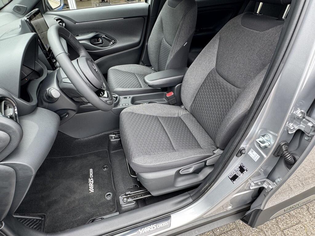 Toyota Yaris Cross 1.5 Hybrid 130 Dynamic | Comfort Pack | Sensoren v/a | Stoelverw - Image 25