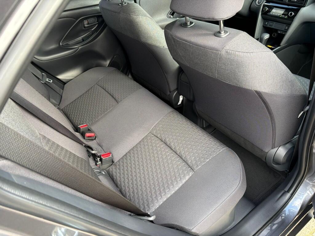 Toyota Yaris Cross 1.5 Hybrid 130 Dynamic | Comfort Pack | Sensoren v/a | Stoelverw - Image 28