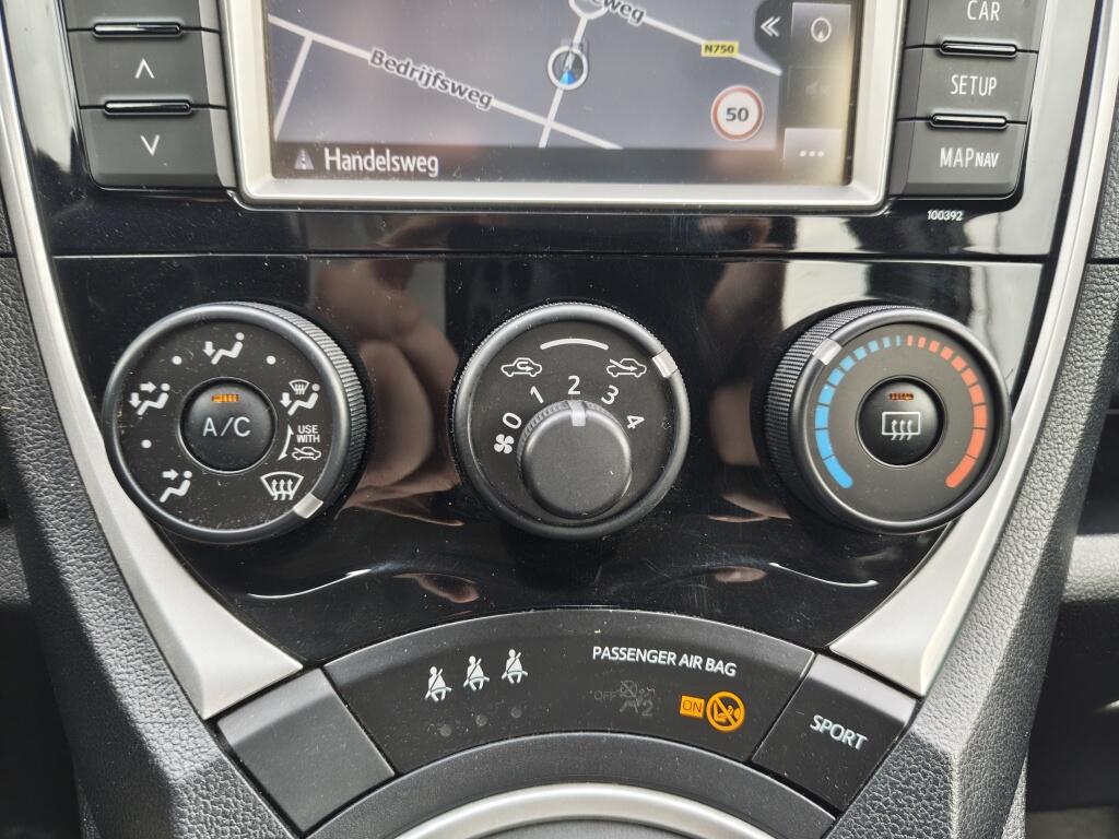 Toyota Verso-S 1.3 VVT-i Aspiration Automaat | Trekhaak |  Navi | Camera - Image 17