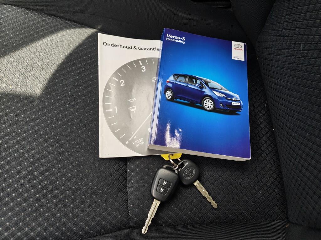 Toyota Verso-S 1.3 VVT-i Aspiration Automaat | Trekhaak |  Navi | Camera - Image 32