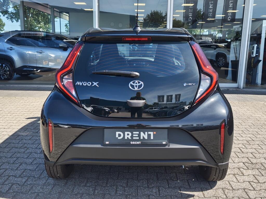 Toyota Aygo X Hybrid 115 Play | Lichtmetaal | Stoelverwarming | Draadloze Telefoonlader - Image 7