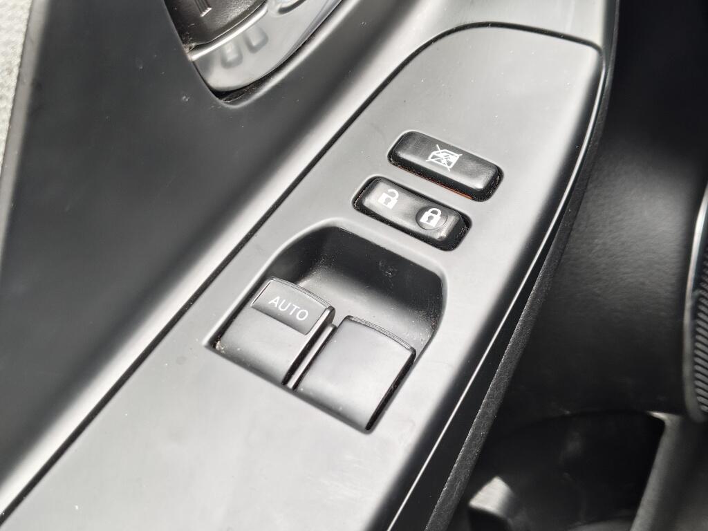 Toyota Yaris 1.5 Hybrid Trend | Leder | Navi | Cruise Control | Goed Onderhouden - Image 21