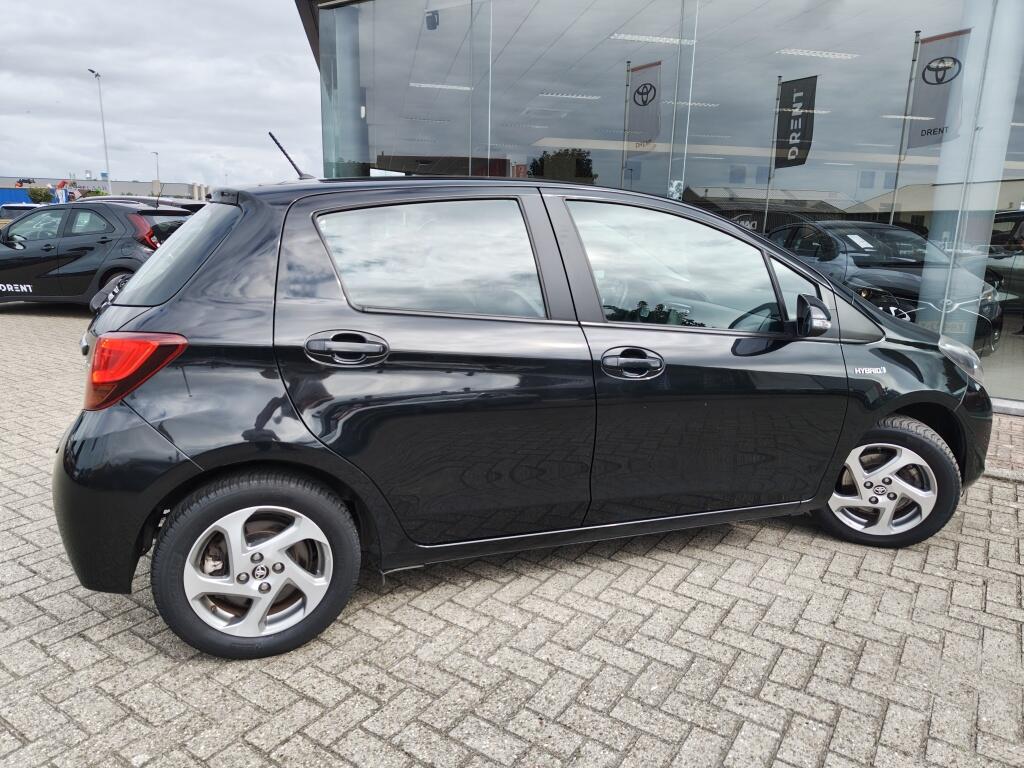 Toyota Yaris 1.5 Hybrid Trend | Leder | Navi | Cruise Control | Goed Onderhouden - Image 5